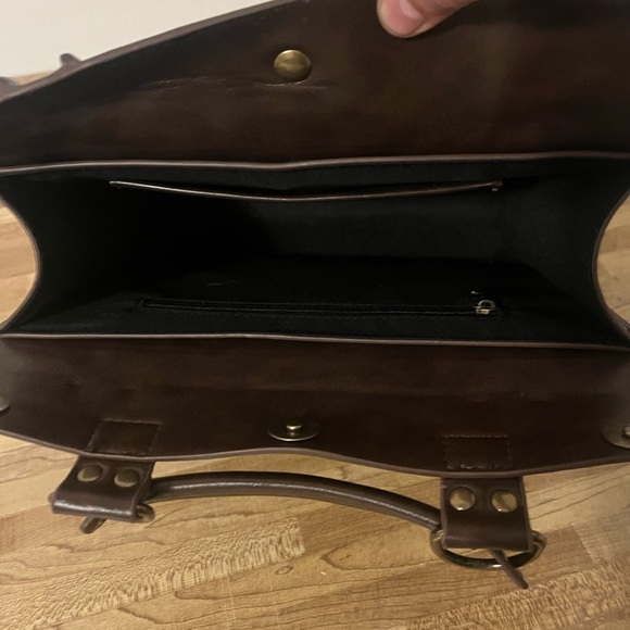 Penny Dreadful Steampunk Clock Brown Faux Leather Studded Buckles Details Bag - Picture 8 of 12